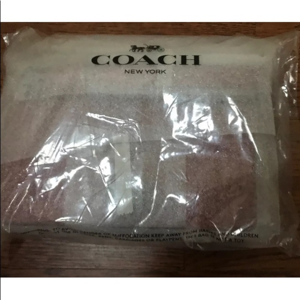 Coach 76152 Quilting Rivets Red/Pewter Belt Bag - Picture 6 of 12